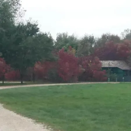 In Verunic Near The Sea 펜션 벨리 라트