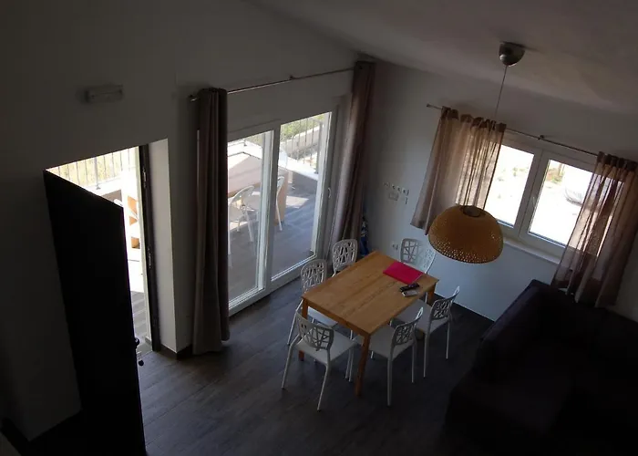 펜션 In Verunic Near The Sea *