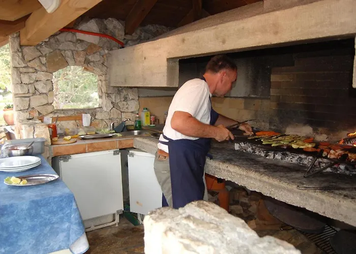 펜션 In Verunic Near The Sea 벨리 라트